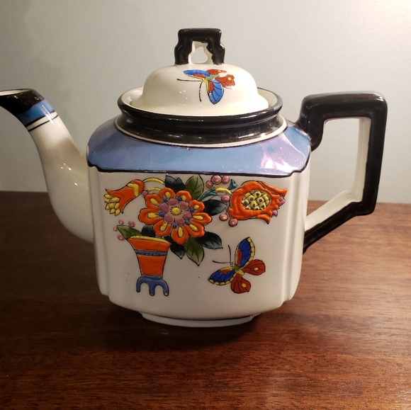 Vintage Lusterware Teapot Made in Japan - Picture 1 of 13